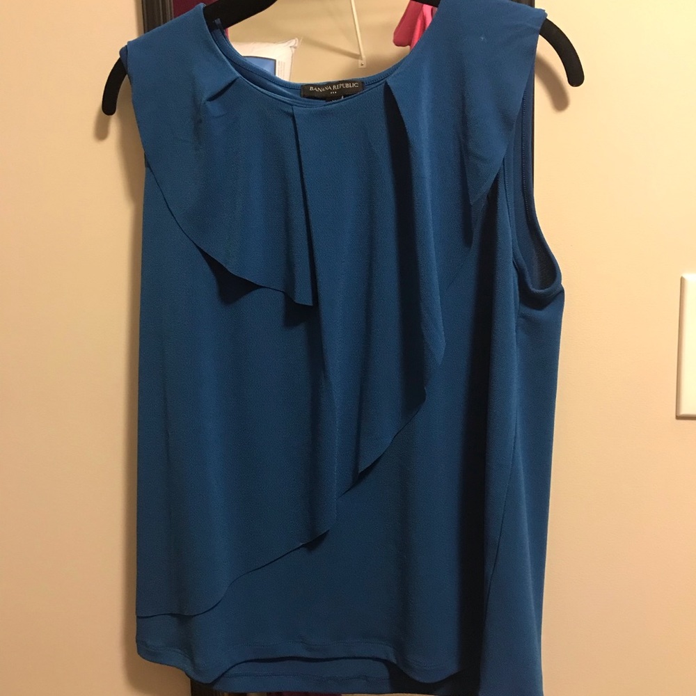 Banana Republic Shell tank